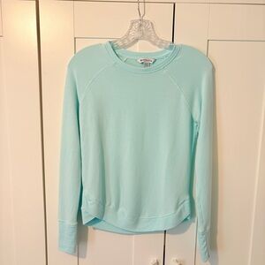 Athleta XXS long sleeve shirt
